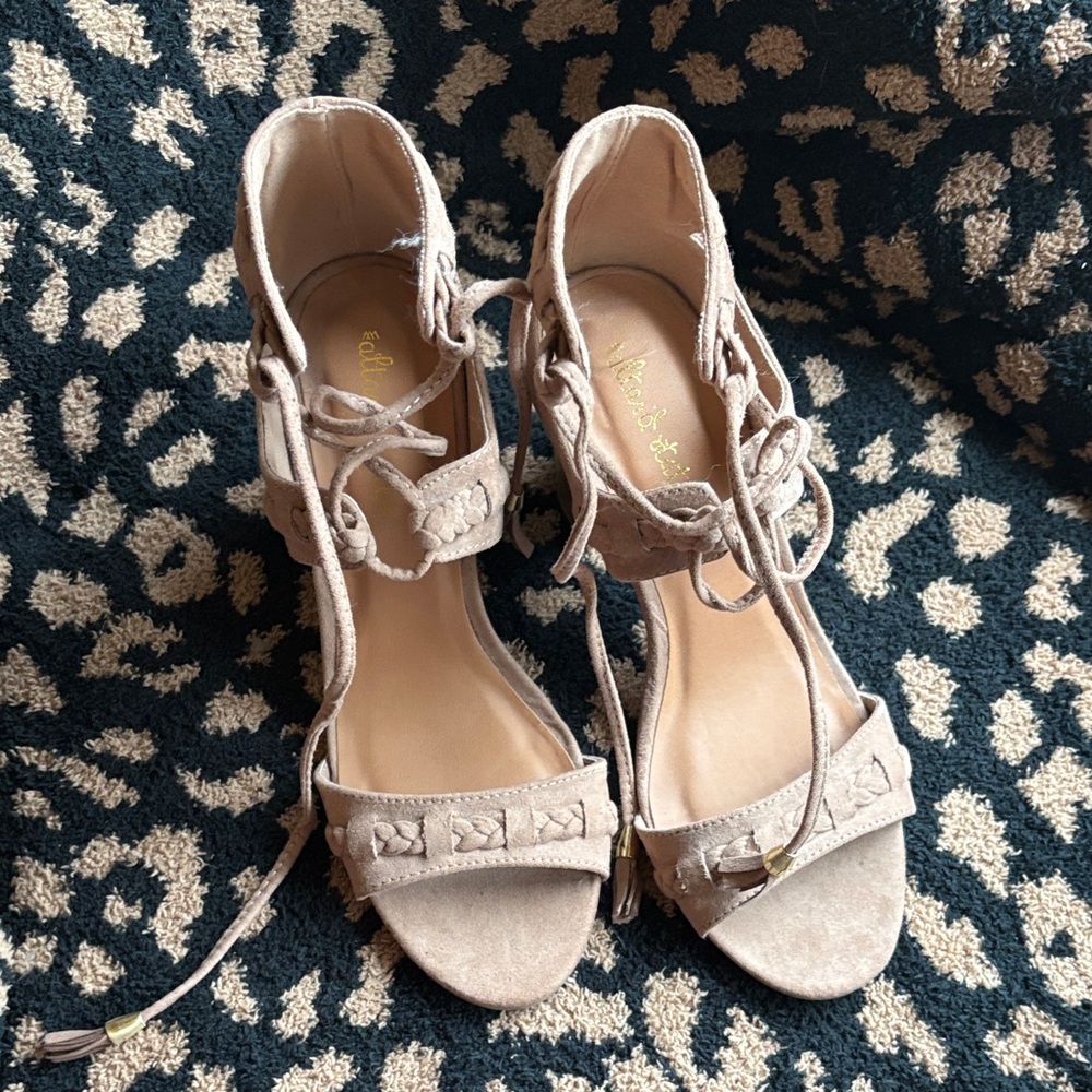 Altar’d State Elegant Beige Women's Heels size 7